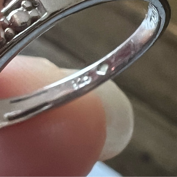 Sterling Silver Topaz & Garnet Ring – Size 8 - Picture 8 of 10